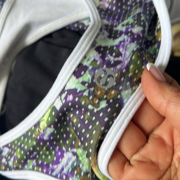 Lululemon and athletic mystery reseller box picture shows what could be included - Picture 4 of 5